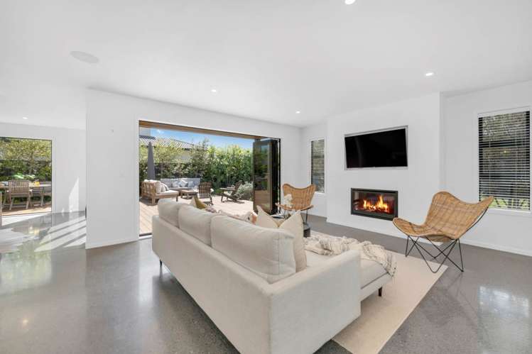 109 Liberty Crescent Beachlands_15