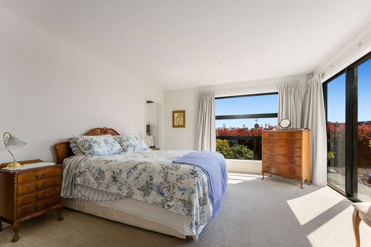 22 Pine Crest Drive Richmond_8