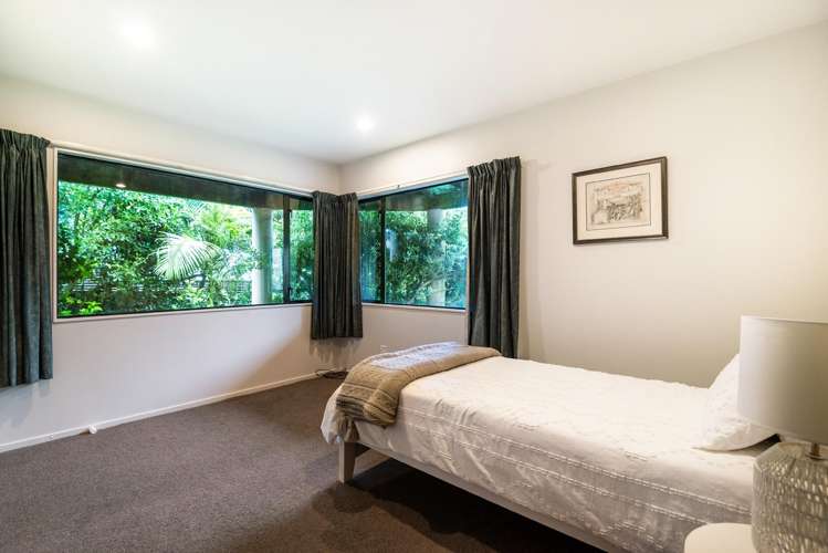 3/3 Galaxy Drive Mairangi Bay_22