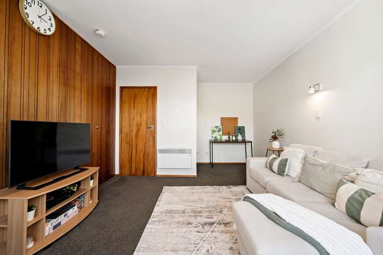 2/18 Agra Crescent Khandallah_2