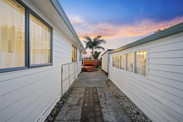 2/8 Martha Lane Manurewa_15