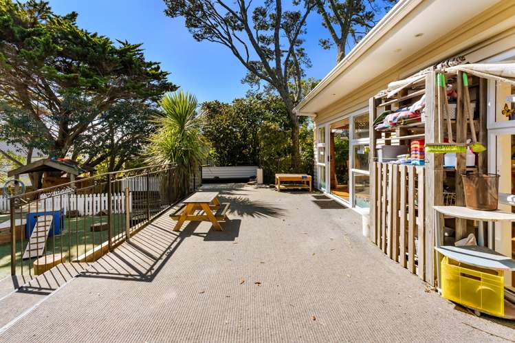 6 Folkestone Street Murrays Bay_4