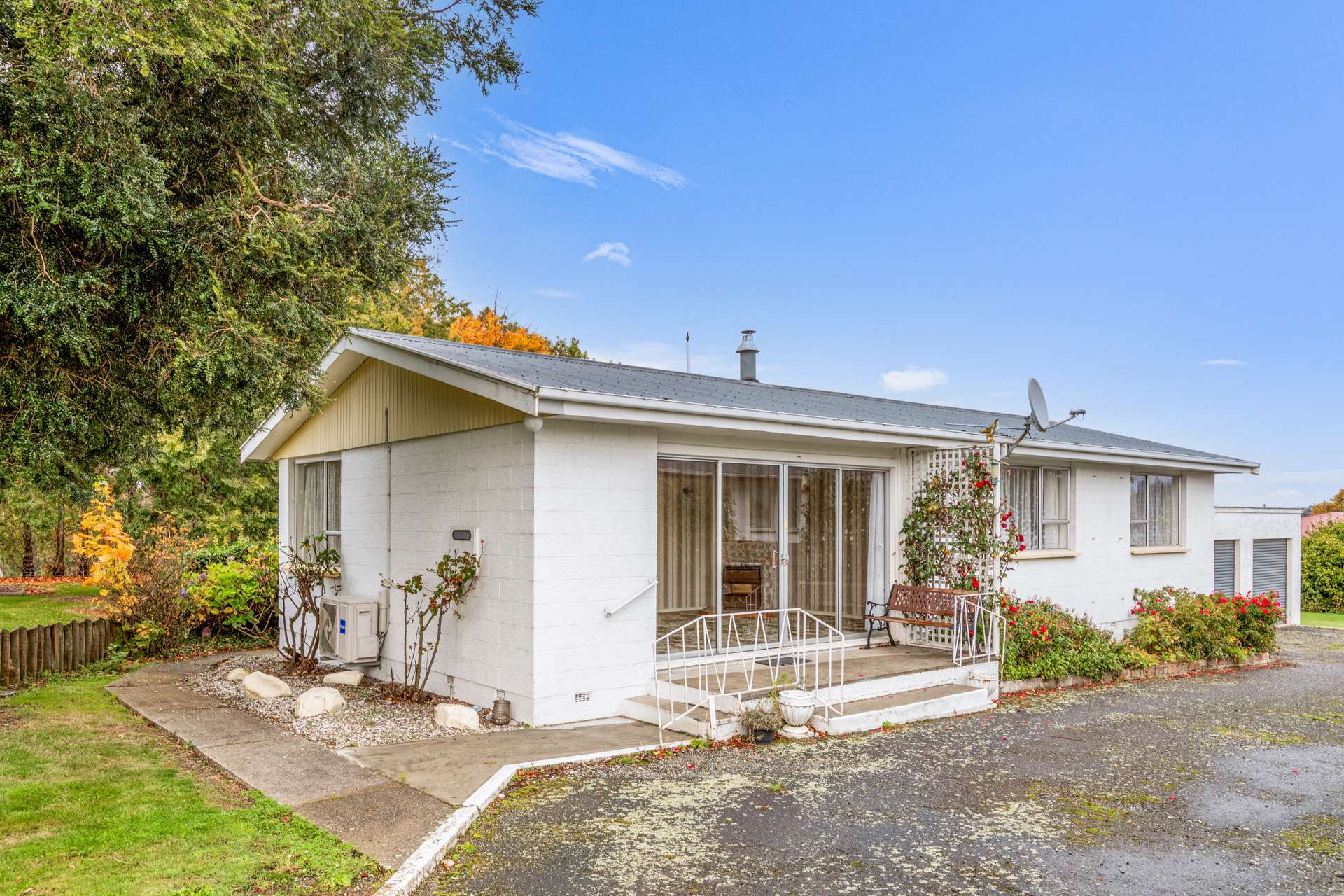 9 Dale Crescent Gore Surrounds_0