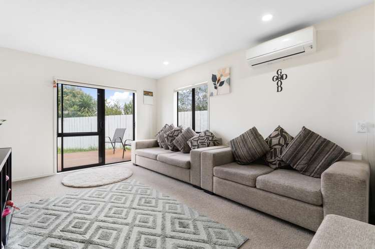 1/36 West Coast Road Glen Eden_2