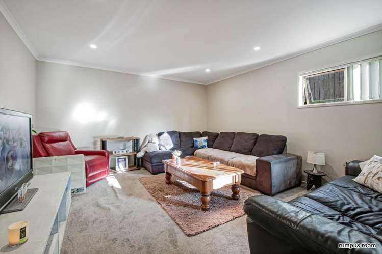 33 Surf Road Stanmore Bay_20