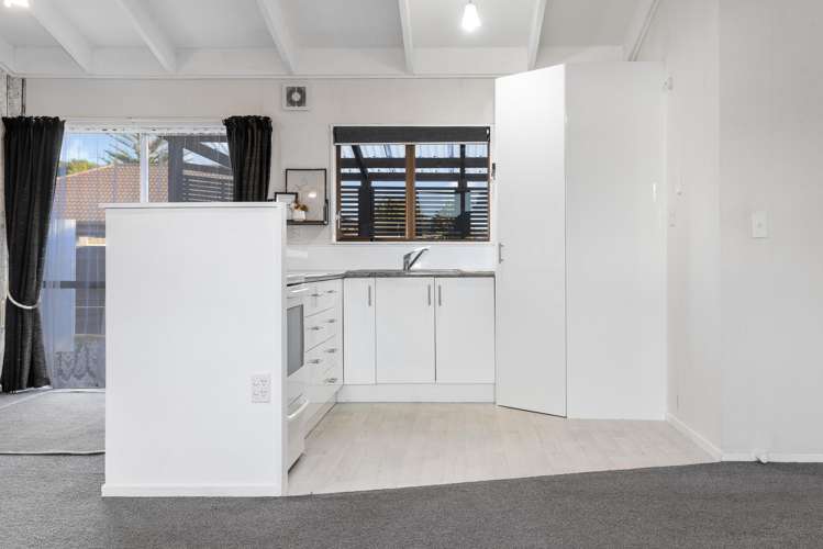 4 Kirkcaldie Grove_4