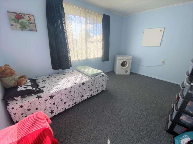 13 Lancaster Crescent Tokoroa_8