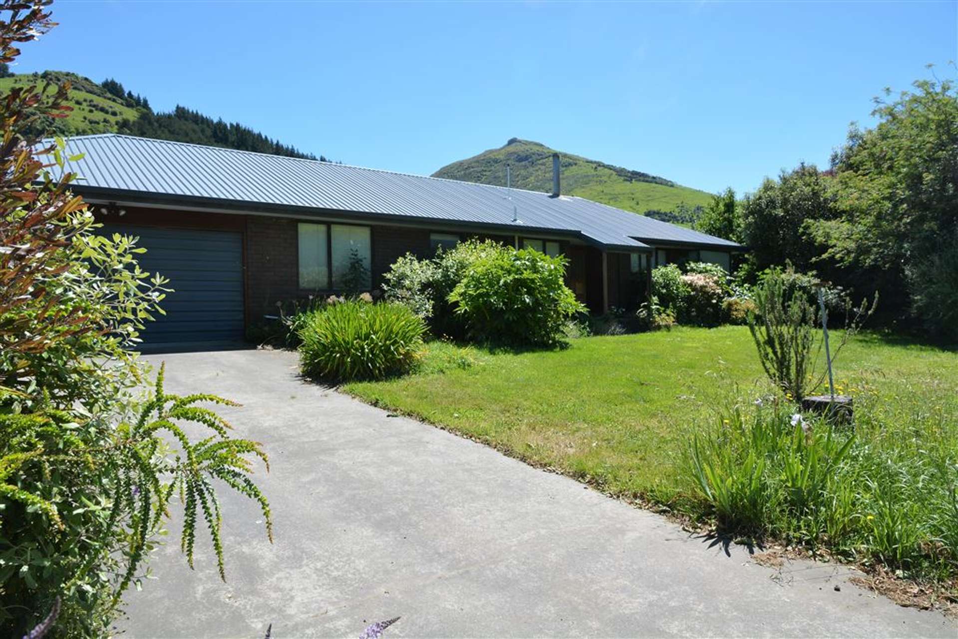 4217 Christchurch Akaroa Road Little River_0