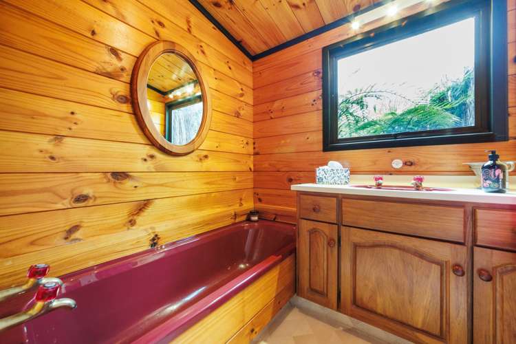 4 Aitken Street Bulls_18