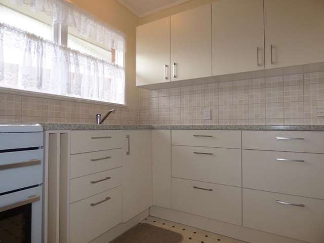 2/98 Grey Street Onehunga_2