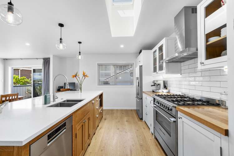 8a Esme Place Matua_12