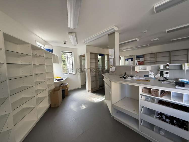 512 East Coast Road Windsor Park_7