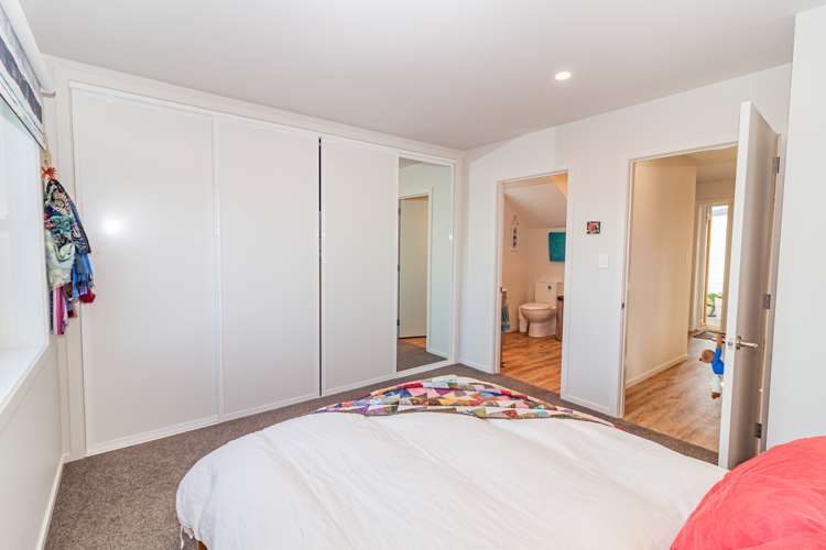 42 Longbeach Drive Castlecliff_5