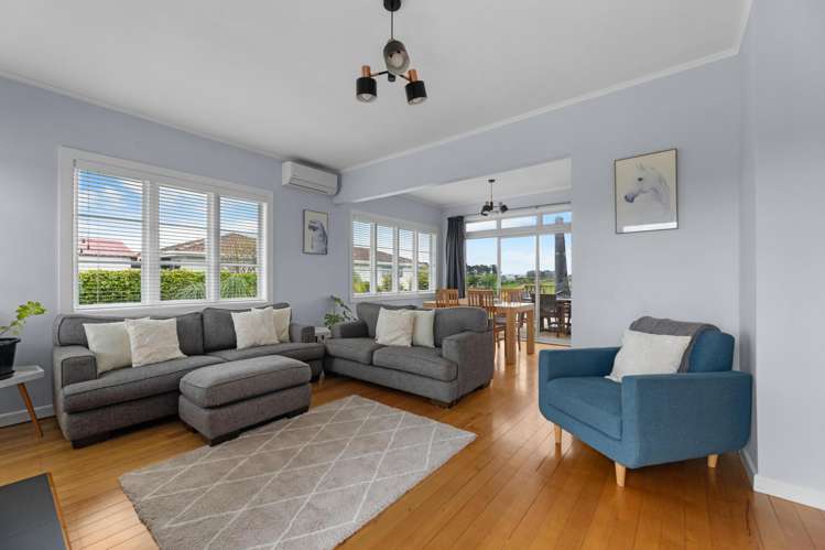 46 Wharf Road Clarks Beach_5