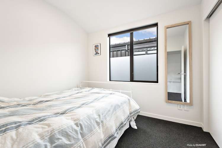3/74 Derwent Street Island Bay_8