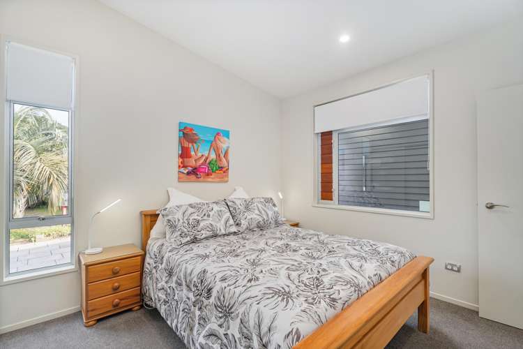 166 Sands Crescent Matarangi_18