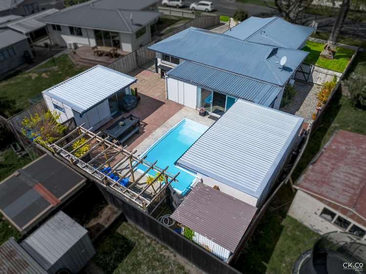 91 California Drive Totara Park_25
