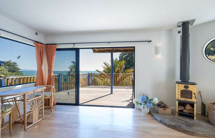 12 Airlie Street Glenduan_6