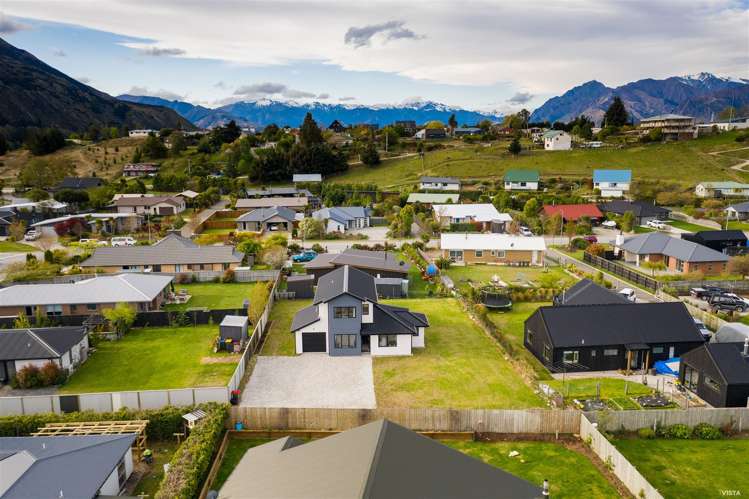 4 Hewson Crescent Lake Hawea_13