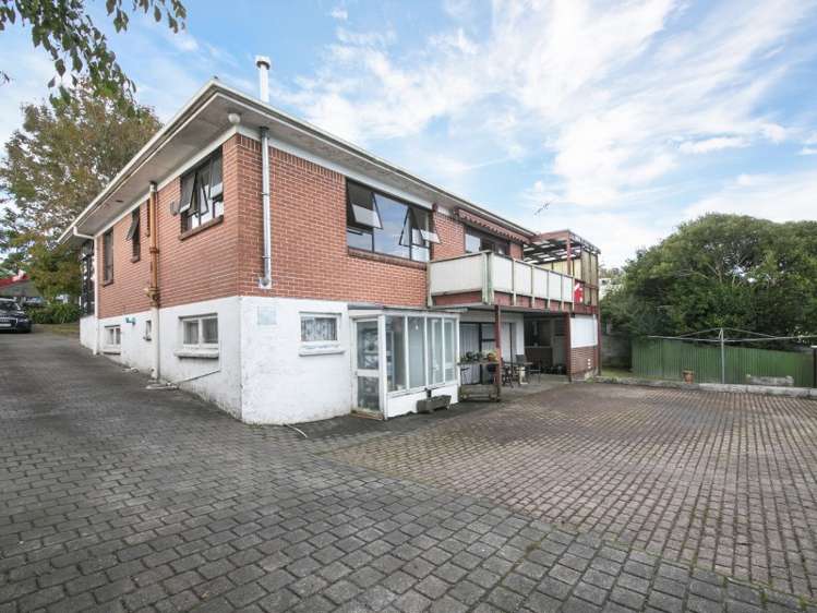 320 West Coast Road Glen Eden_9