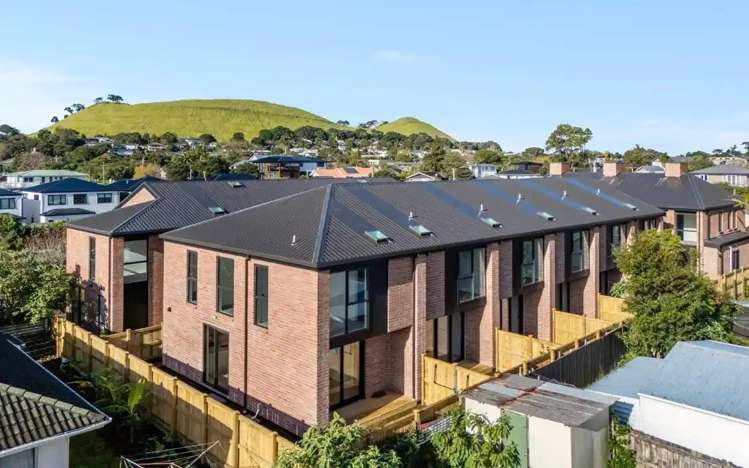 17 - 19 Matapouri Road_1