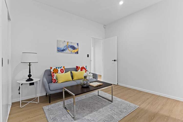 17 Black Beech Crescent Takanini_12