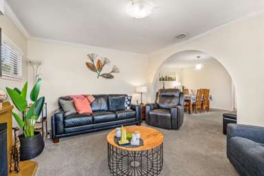 9 Montgomery Avenue_4