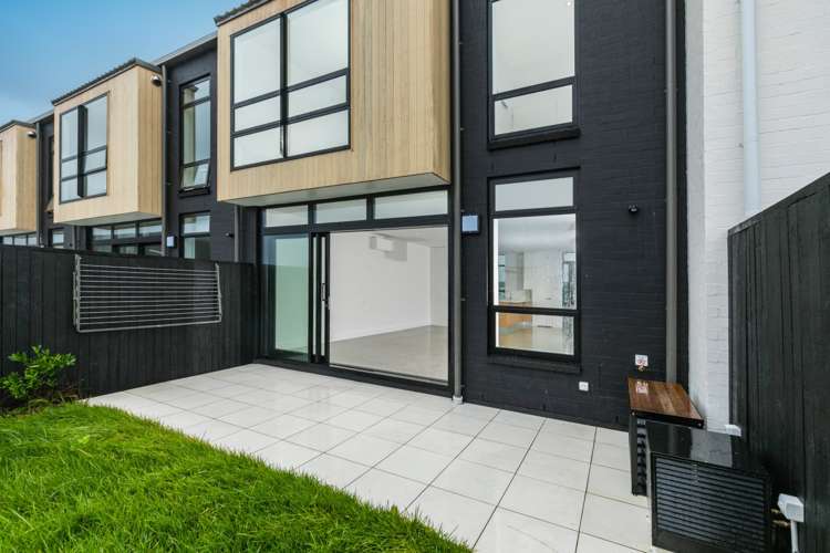 252 Hobsonville Point Road Hobsonville_11