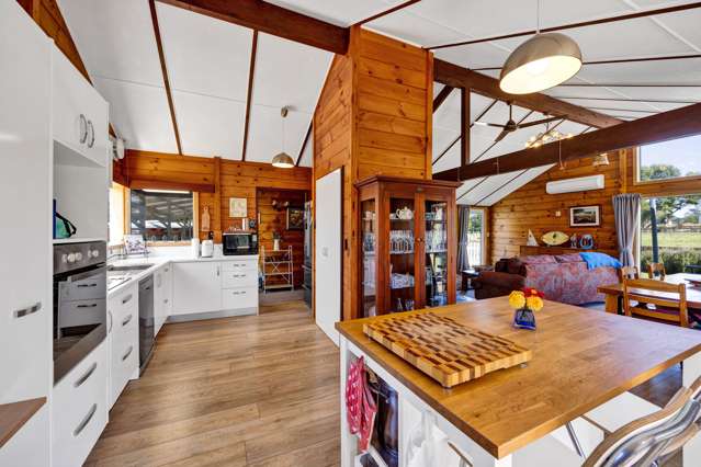 15 Fairbank Avenue Stratford_3