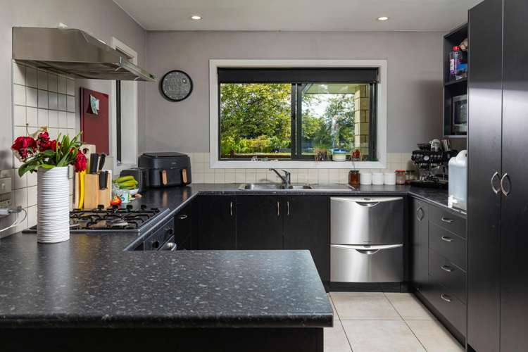 51 Frye Crescent Albert Town_20