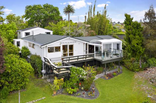 108 Roberts Road Te Atatu South_2