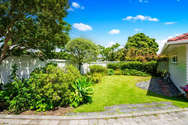 825 Riddell Road Saint Heliers_19