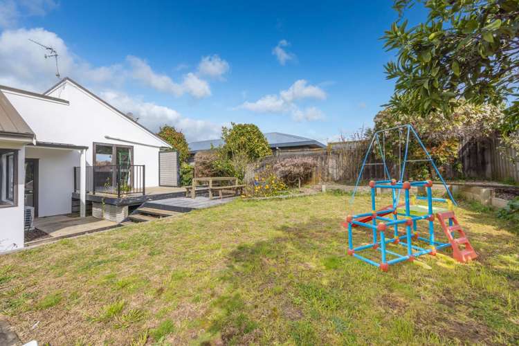 70 Sunnyhills Avenue Glenview_19