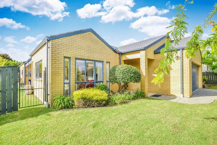 99 Kyle Road Greenhithe_1