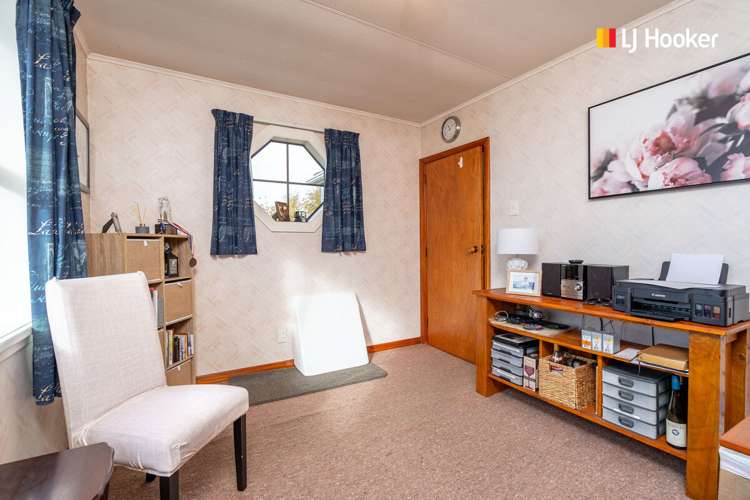 104 Riselaw Road Calton Hill_15