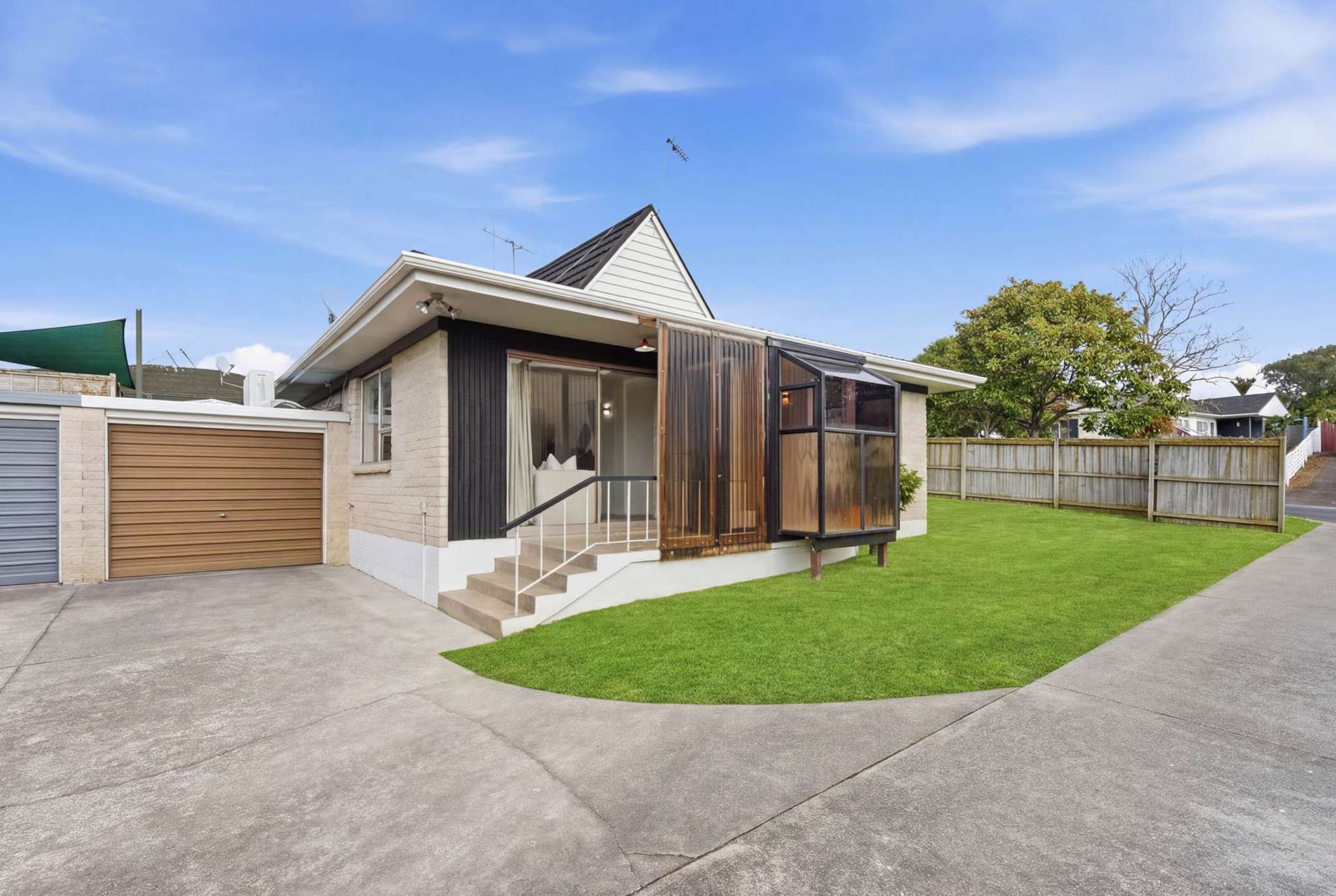 1/103 Glenmore Road Sunnyhills_0