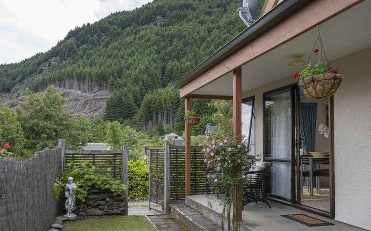 25c Williams Street Fernhill/Sunshine Bay_16