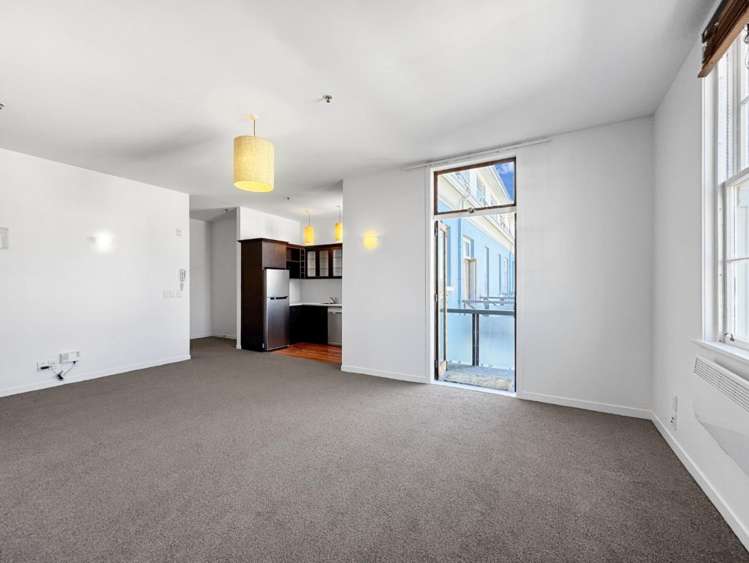 11/30 Hanson Street Mount Cook_6