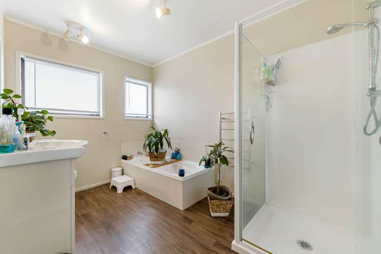 40 Widmore Drive Massey_13