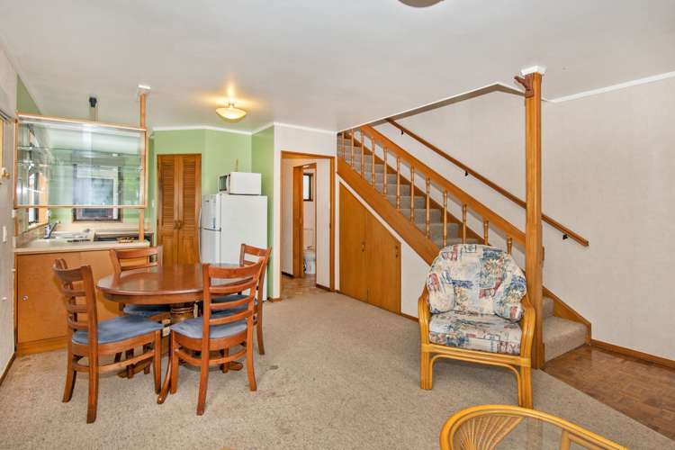 2/28 McClintock Street_0