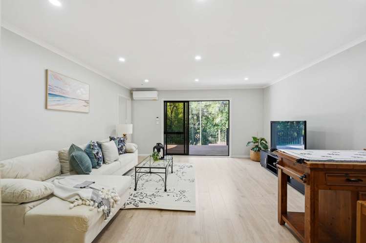 15B Regis Lane Flat Bush_20