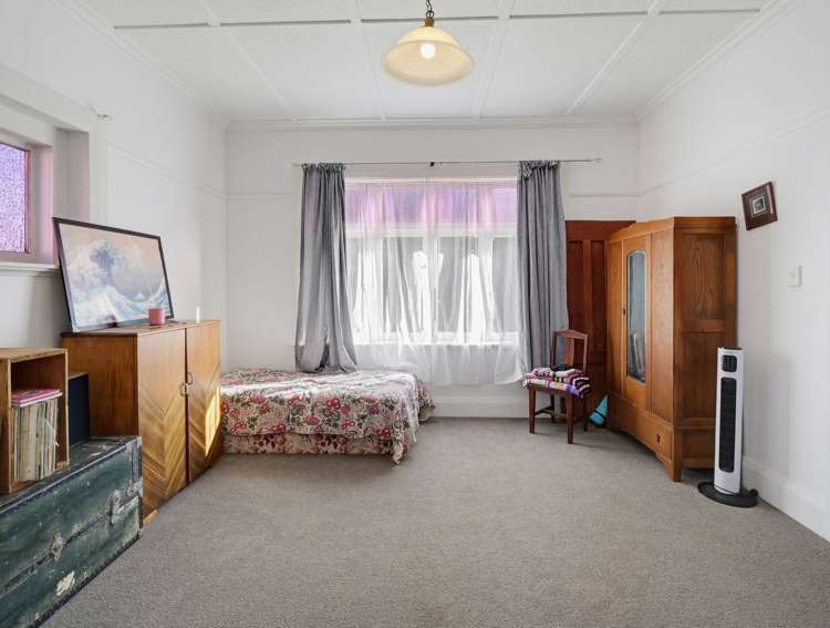 262 High Street Dannevirke_10