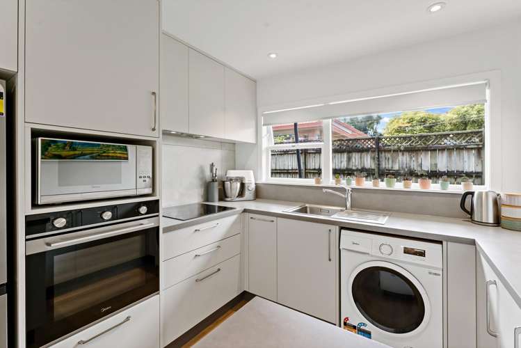 2/16 Lancing Road Sandringham_6