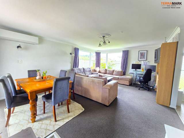 21 Totara Park Road Clouston Park_2