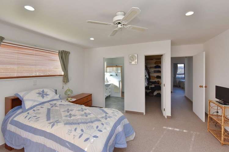 48 Seadown Crescent Amberley_7