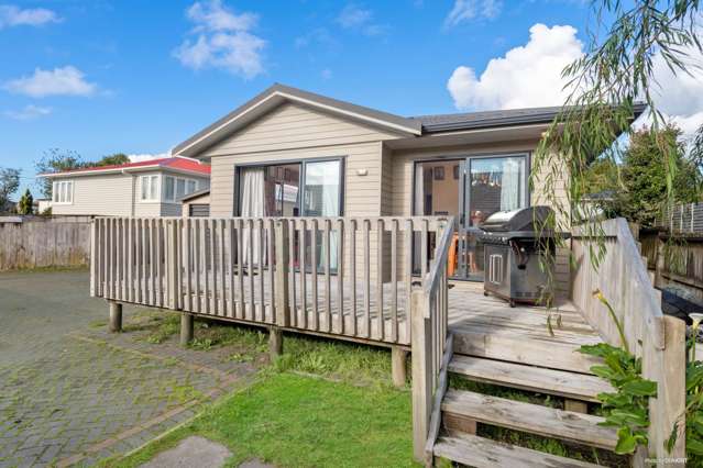 318a Great North Road Henderson_1