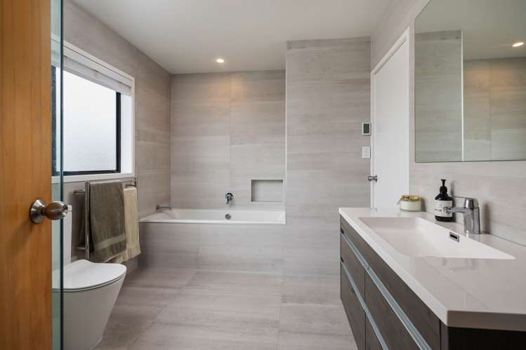 10 Francis Ryan Close Mount Albert_19