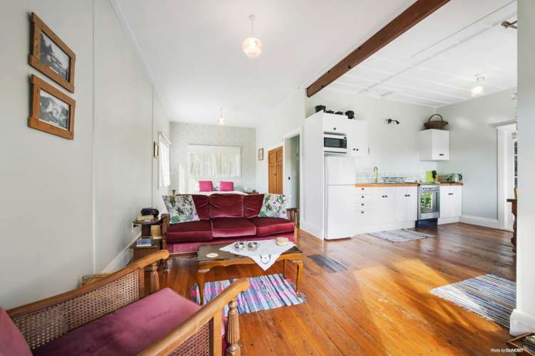 48 Krippner Road Puhoi_36