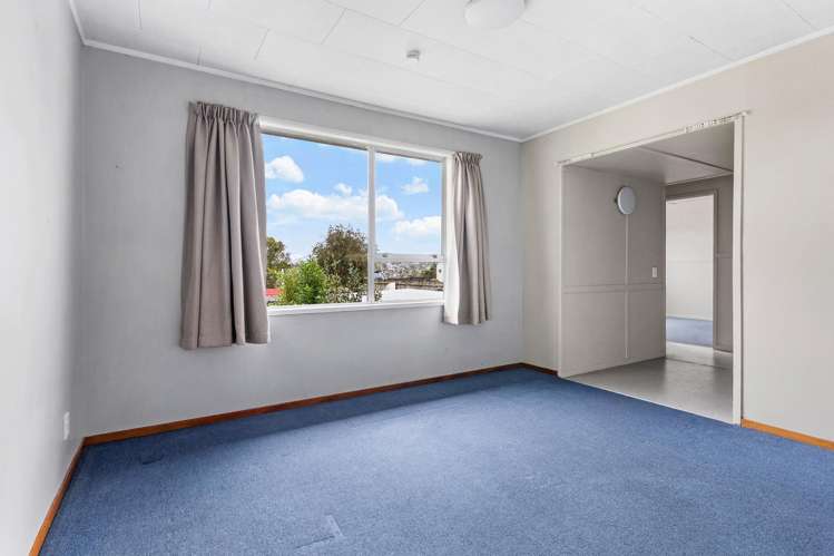 58 Makora Road Massey_7