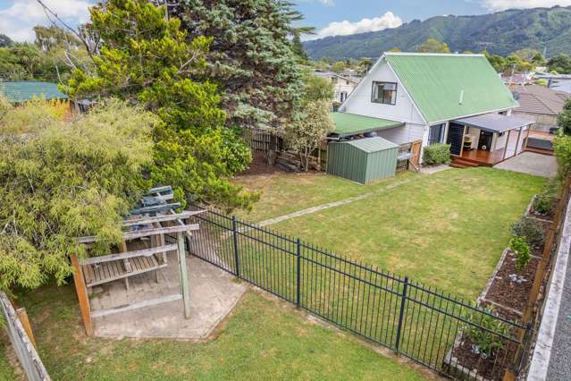 1 Garth Lane Maoribank_1